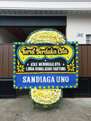 Papan Bunga Duka di Segala Anyar